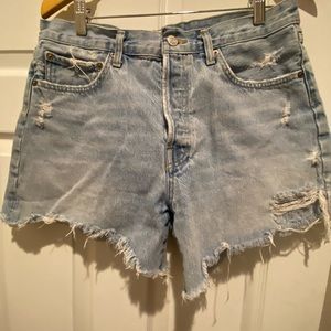 AGOLDE is a premium denim a a quality product. Size 12. Waist 29”